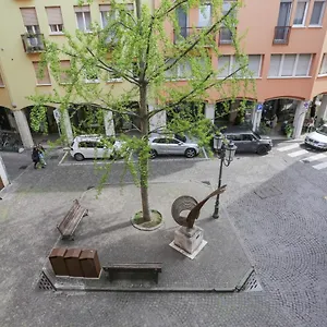 https://treviso-city-town-4.hotelinveneto.com